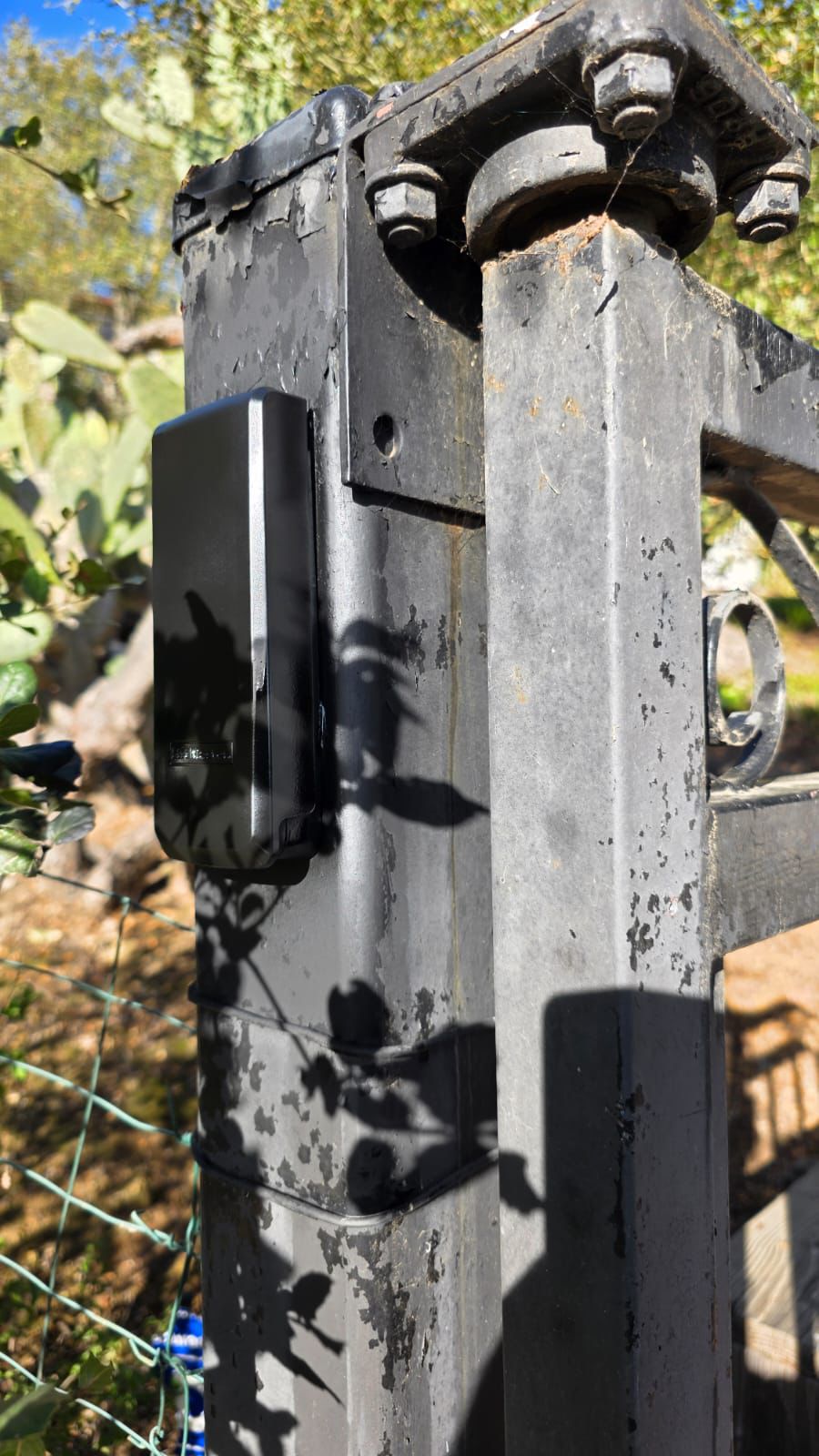 Gate sensor service