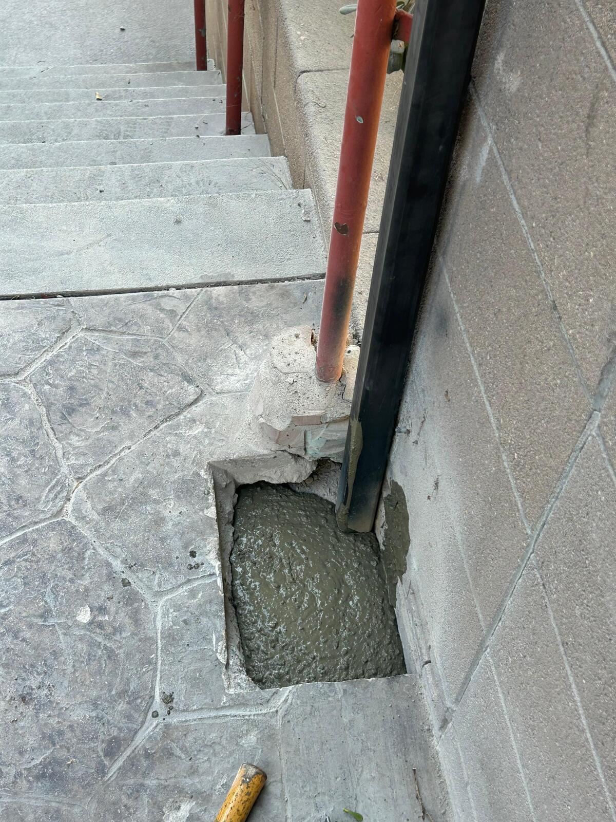 Gate maintenance